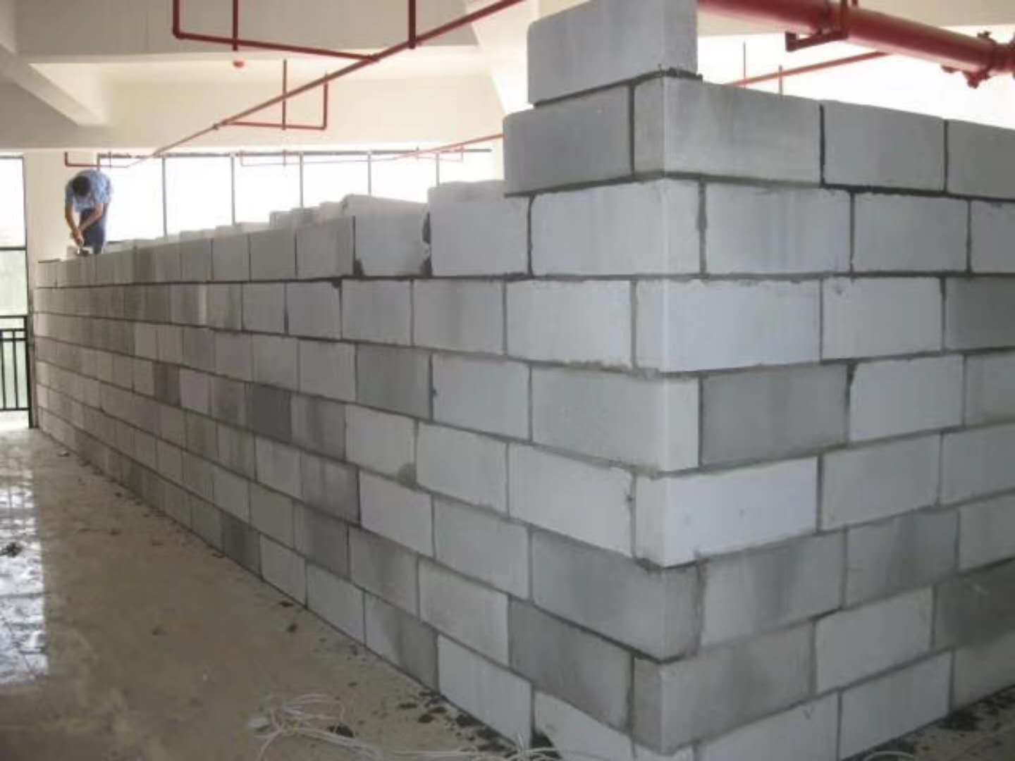 海门蒸压加气混凝土砌块承重墙静力和抗震性能的研究